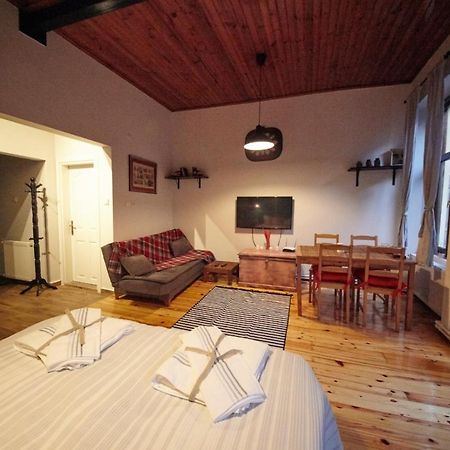 Studio At The Heart Of Taksim Lejlighed Istanbul Eksteriør billede