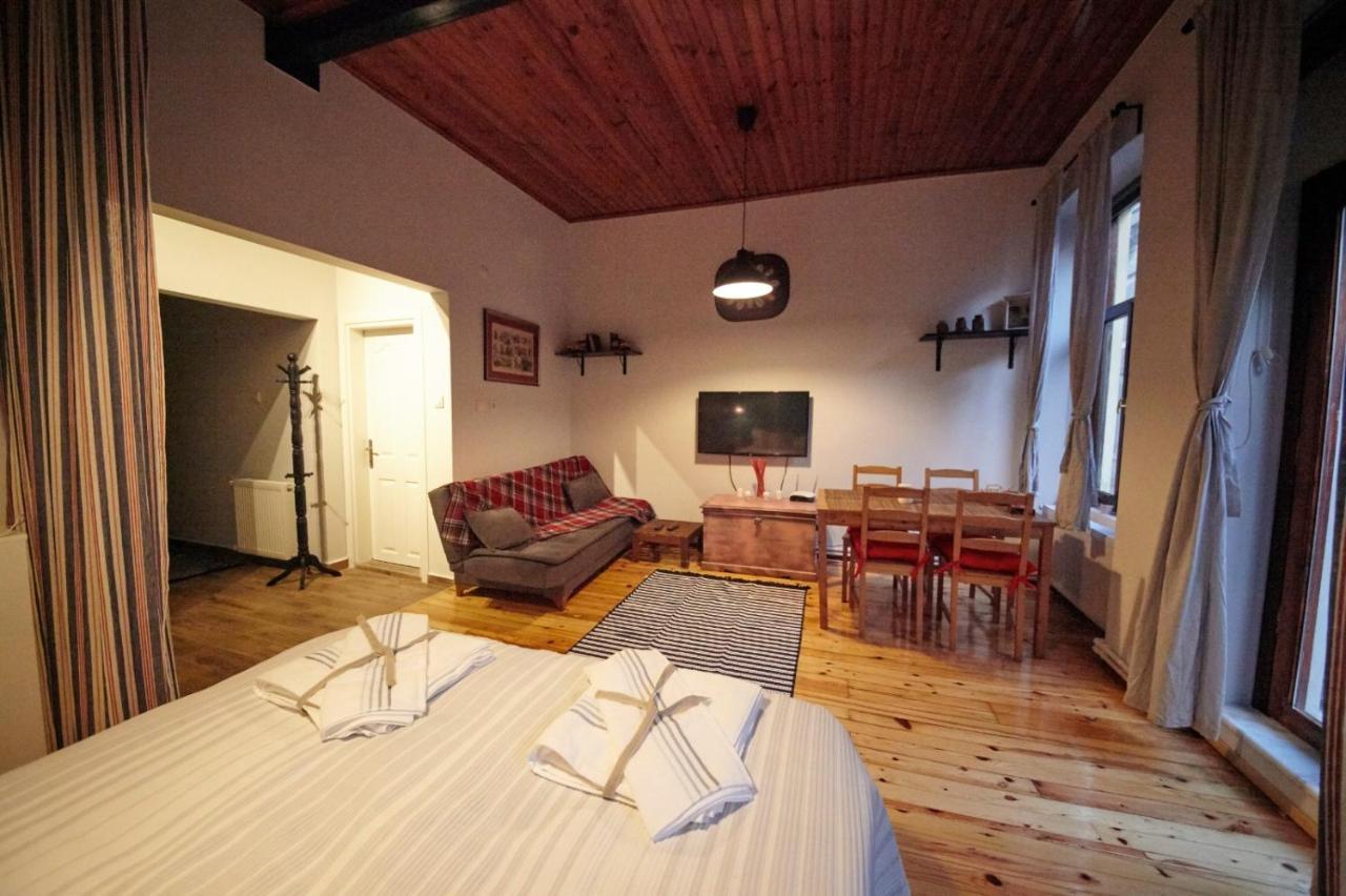 Studio At The Heart Of Taksim Lejlighed Istanbul Eksteriør billede