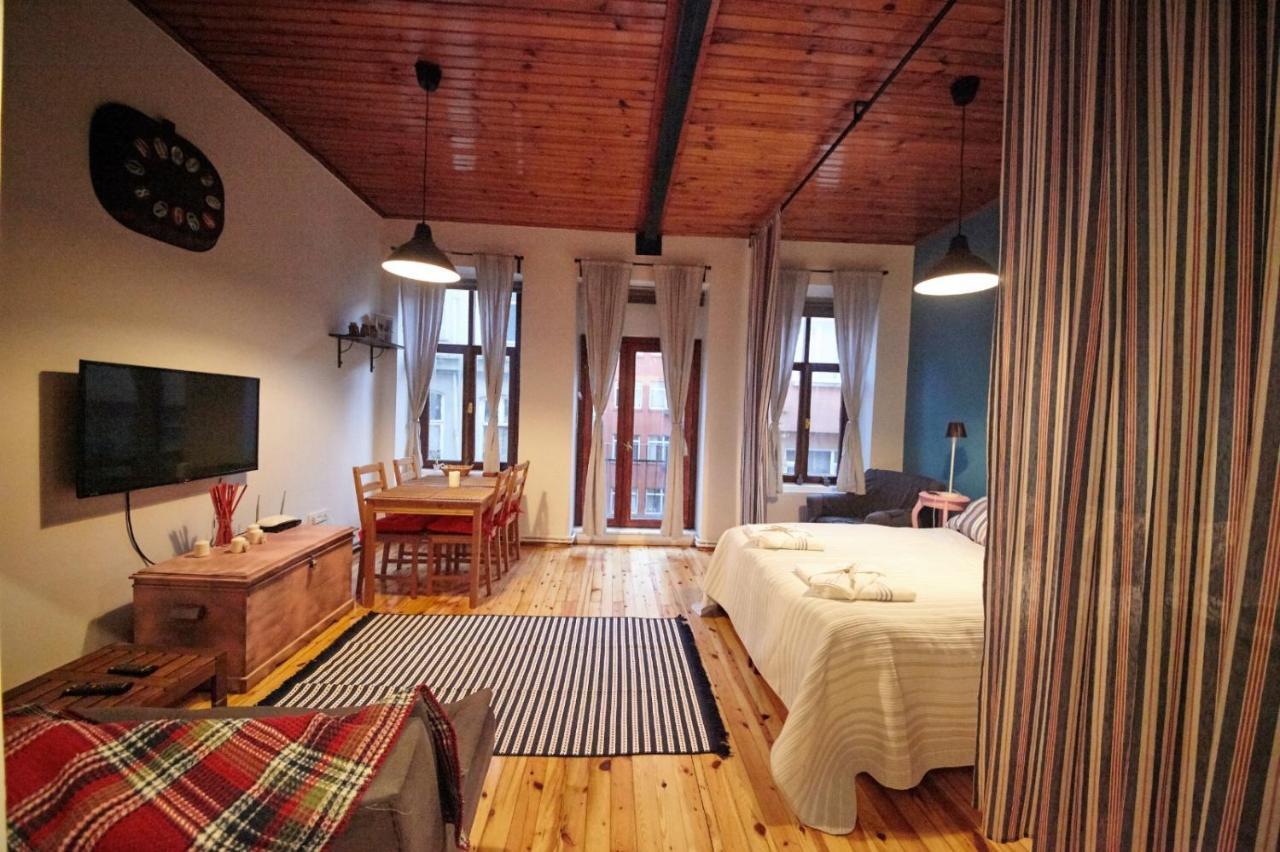 Studio At The Heart Of Taksim Lejlighed Istanbul Eksteriør billede