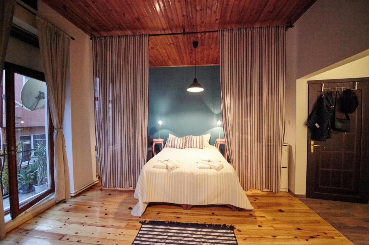 Studio At The Heart Of Taksim Lejlighed Istanbul Eksteriør billede