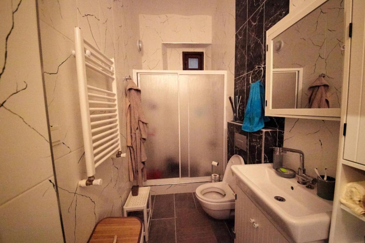 Studio At The Heart Of Taksim Lejlighed Istanbul Eksteriør billede
